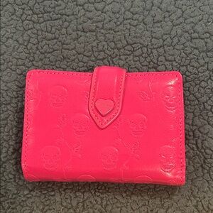 Betsy Johnson fish is pink skull wallet. New never used